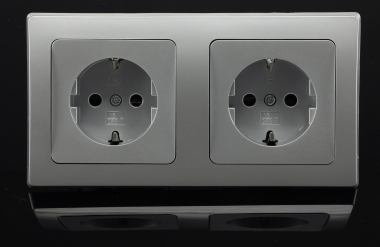 DELPHI Set 2 Steckdosen + 2-fach Rahmen