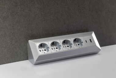 4-fach Steckdosenblock, USB-A+C, silber
